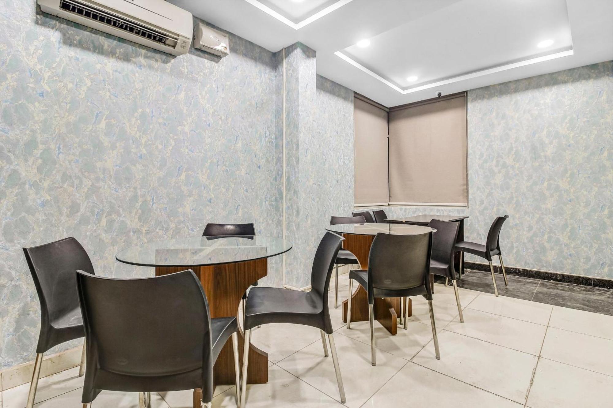 Collection O Galaxy Suites حيدر أباد المظهر الخارجي الصورة